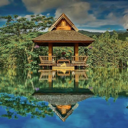 Howie'S Homestay Mae Rim Bagian luar foto